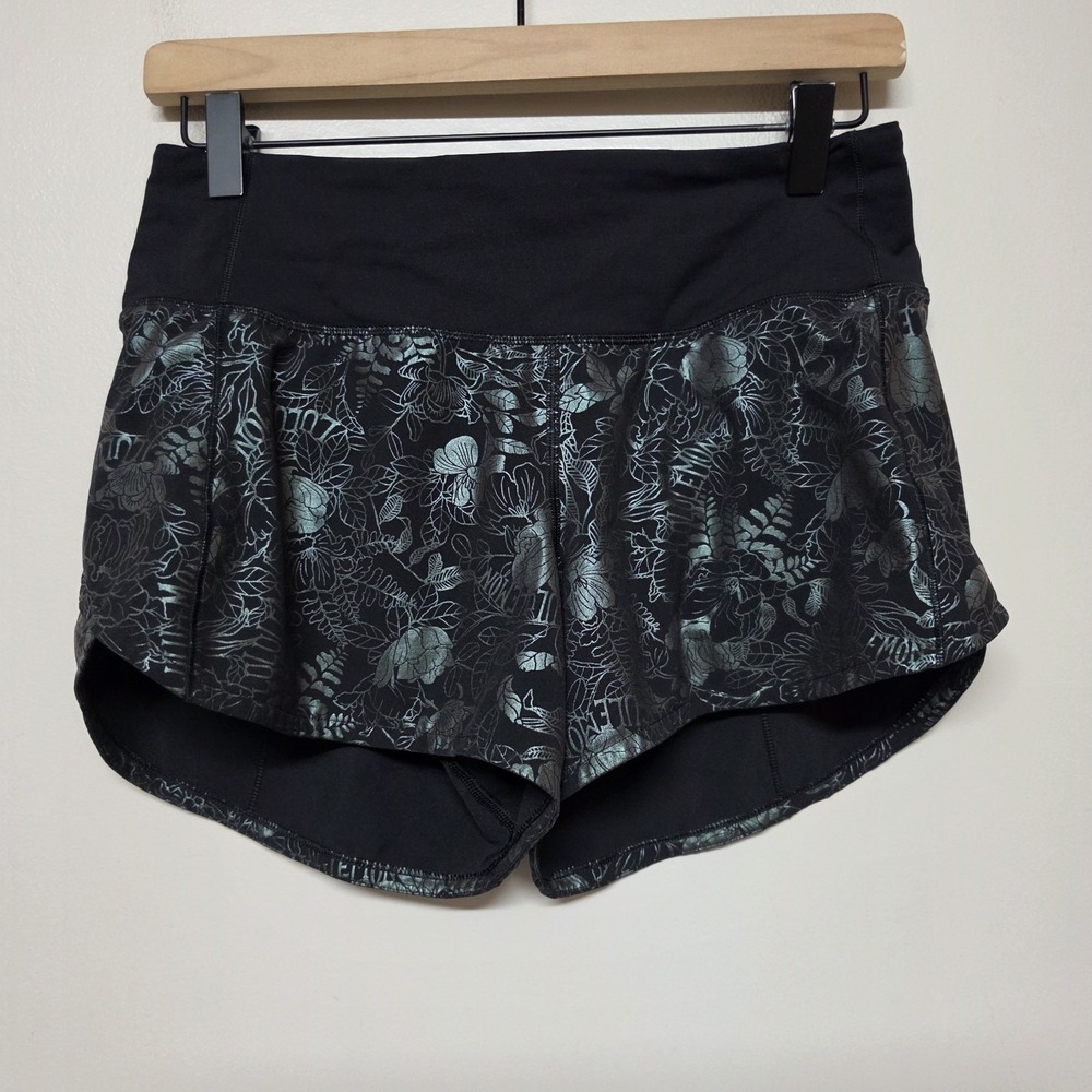 Lululemon Shorts Womens 4 Black Iridescent Foil Speed Up Mid Rise Lined Short 4"